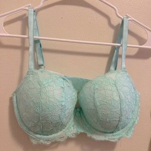 Victoria’s Secret Dream Angels Mint Color 32DD